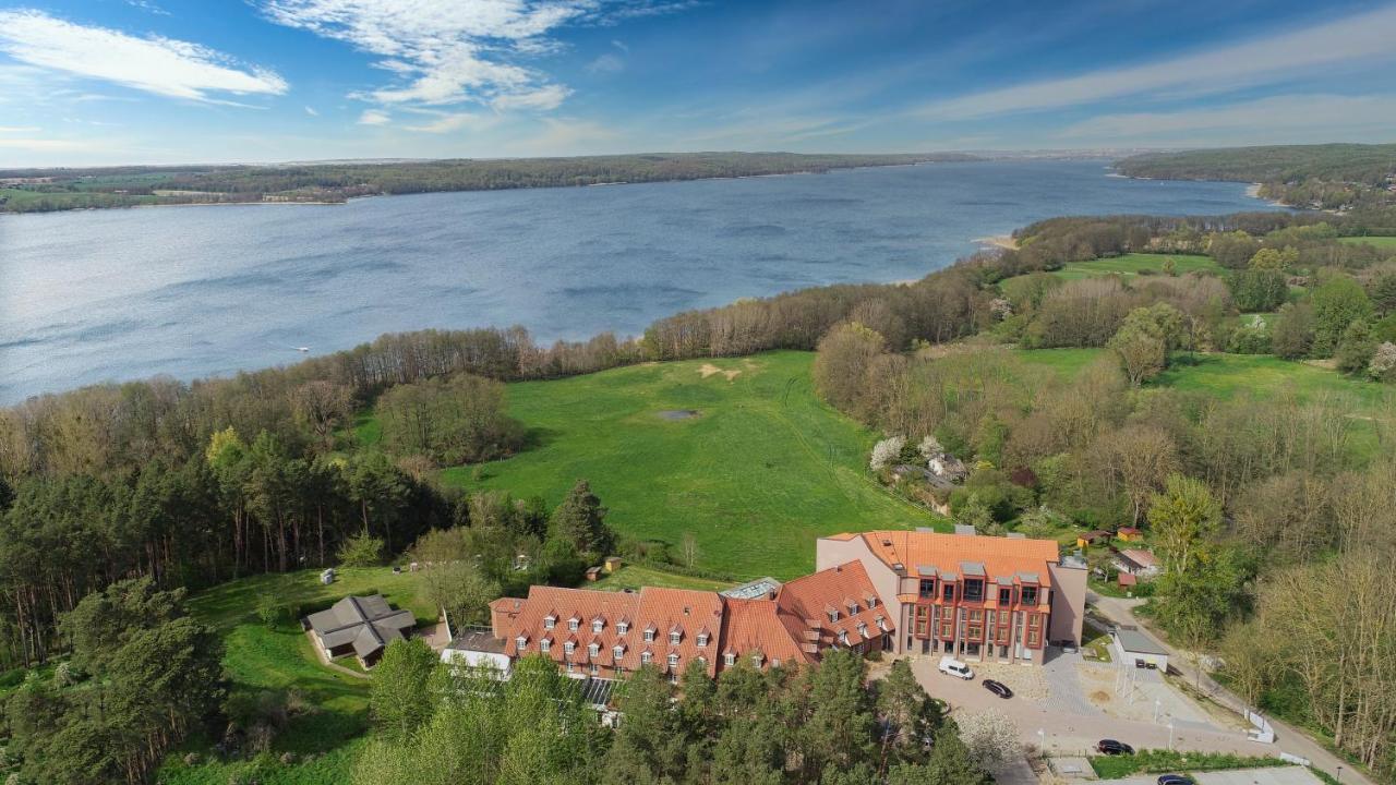 Hotel Bornmuehle Groß Nemerow Esterno foto