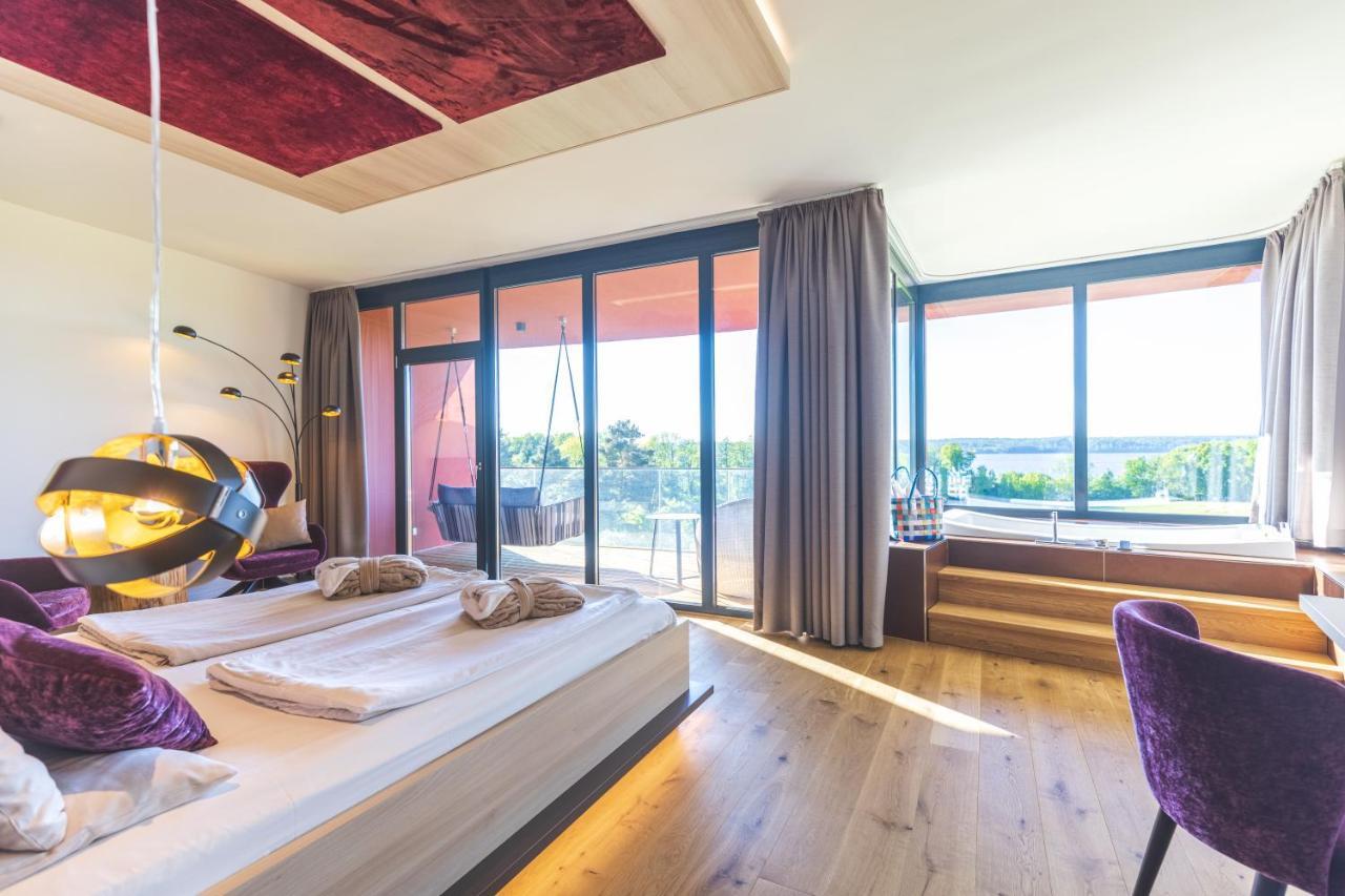 Hotel Bornmuehle Groß Nemerow Esterno foto