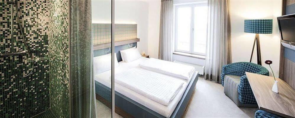 Hotel Bornmuehle Groß Nemerow Esterno foto